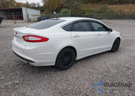 2016 Ford Fusion Se z USA, uszkodzony, nr VIN 3FA6P0HD0GR256250